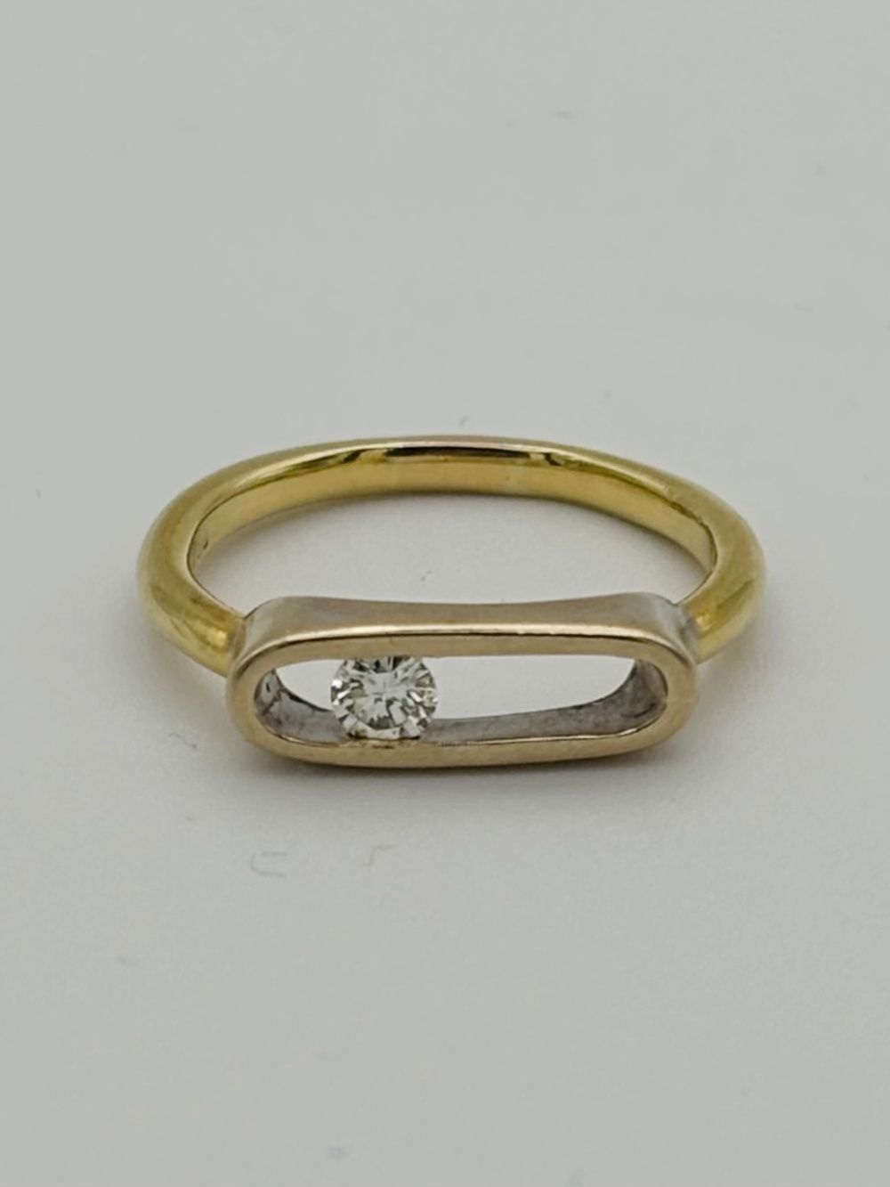 Floating Diamond Yellow and White 750 18k Gold Messika Style Ring